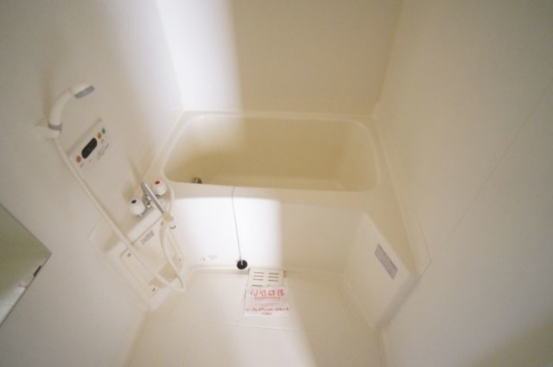 バス・シャワールーム　図面と現状に相違がある場合には現状を優先