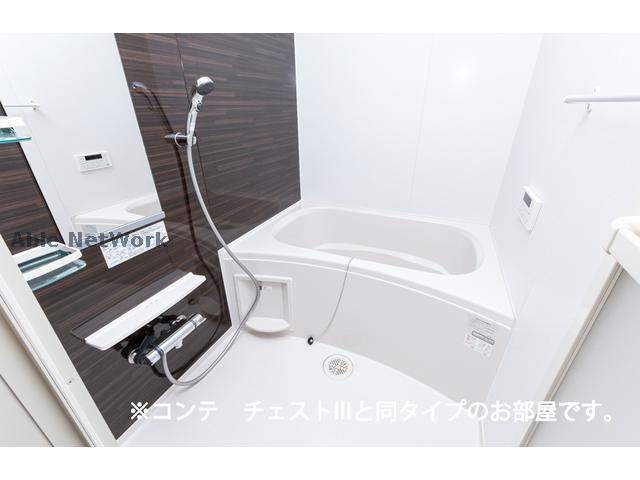 バス・シャワールーム　※同型タイプ参考写真