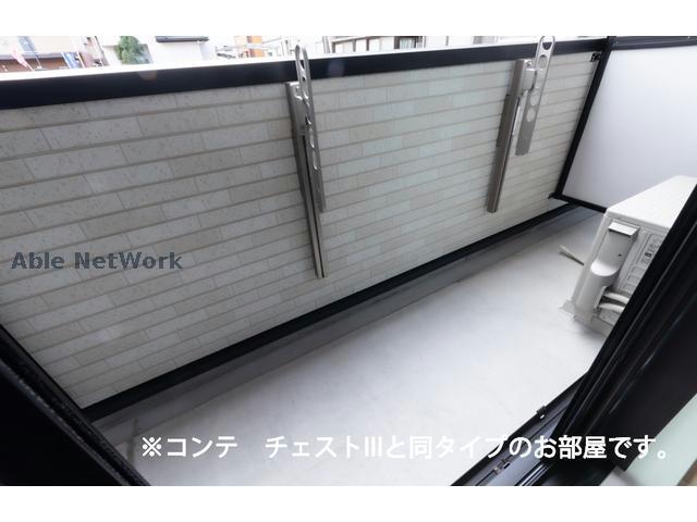 バルコニー　※同型タイプ参考写真