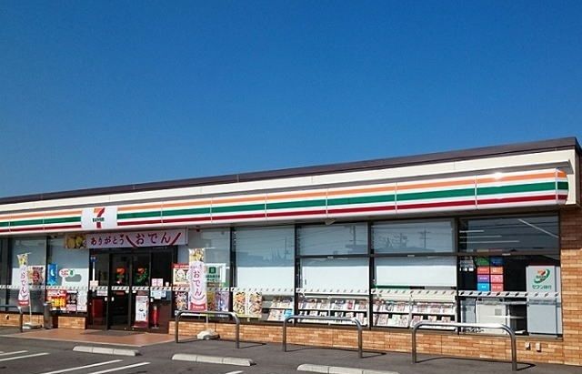 コンビニ　セブンイレブン（コンビニ）まで1200m