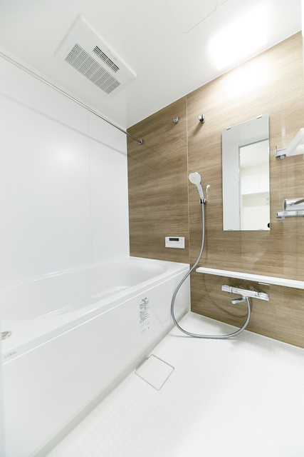 バス・シャワールーム　※写真は同タイプ住戸です。