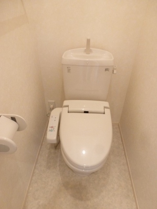 トイレ　図面と現状に相違がある場合には現状を優先