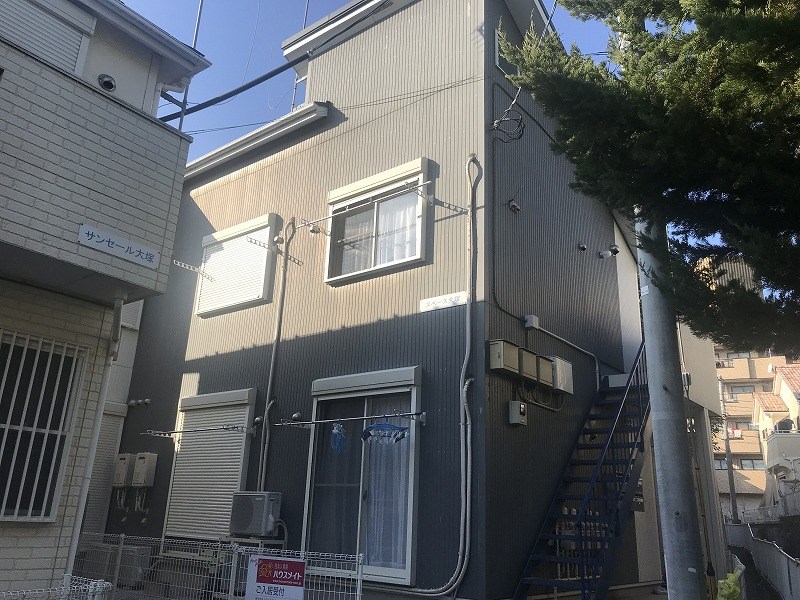 建物外観　インターネット無料で更に敷金礼金も無しで初期費用お安めです♪