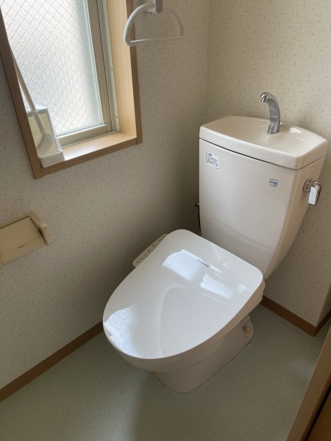 トイレ　同物件別号室