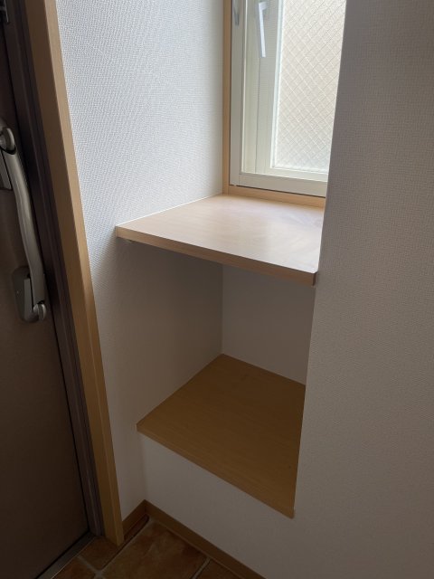 収納　同物件別号室