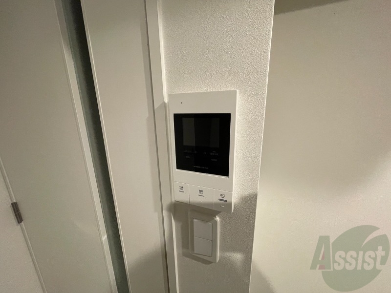 セキュリティ　ＴＶモニター付インターホンです。来客者の顔が見えるので安心！