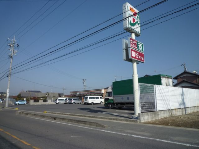 コンビニ　セブンイレブン　江南前飛町店（コンビニ）まで300m
