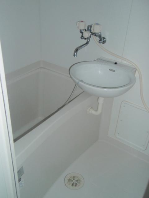 バス・シャワールーム　バス