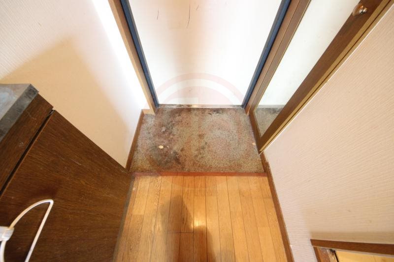 玄関　収納もある玄関です