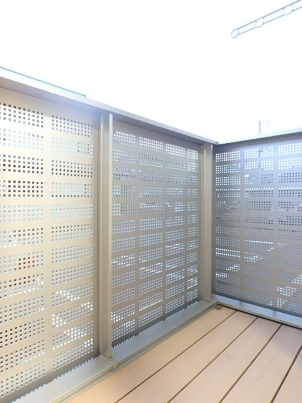 バルコニー　図面と現状に相違がある場合には現状を優先