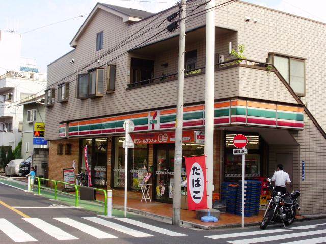 コンビニ　セブンイレブン板橋南町店（コンビニ）まで86m