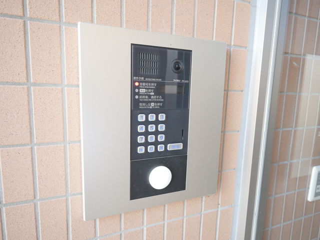 エントランス　★安心のオートロックです★
