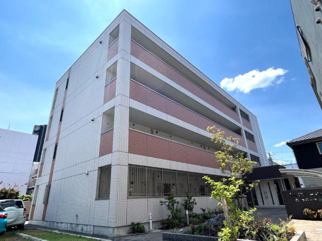 建物外観　外観写真（昼）