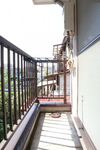 その他　洗濯機置き場はベランダになります