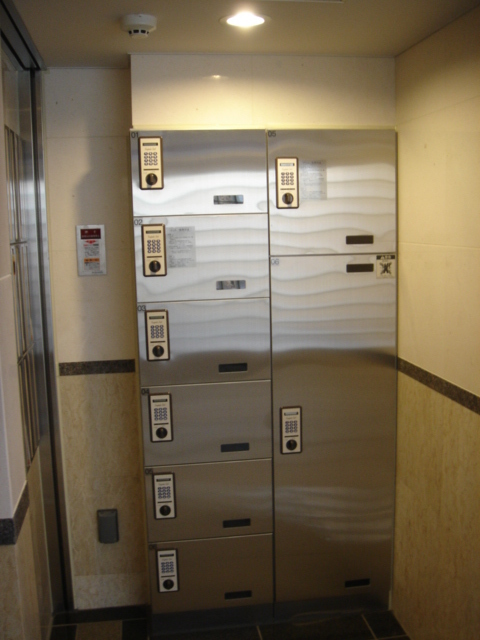 その他共有部分　不在時に便利な宅配ボックス