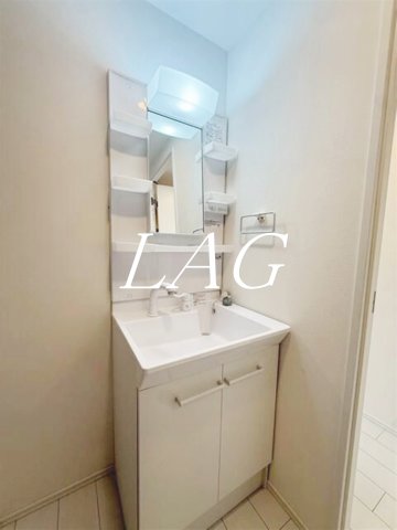 洗面設備　洗面台です。