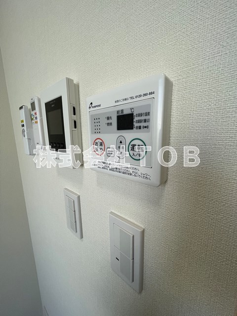 その他設備　給湯リモコン※同物件別号室参考写真※