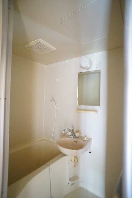洗面設備　※前回募集時の写真です