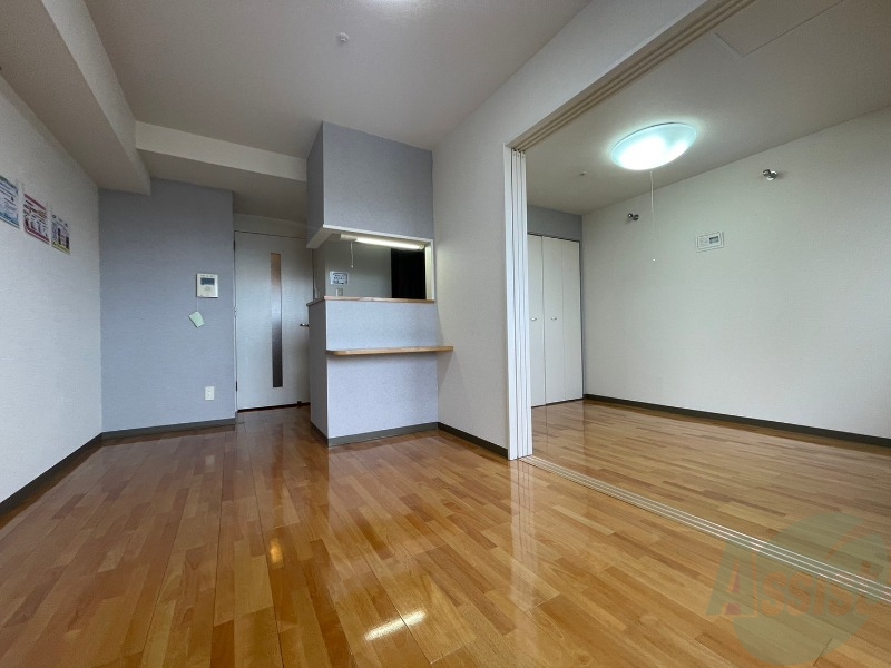 居室・リビング　広くてキレイなお部屋が広がっていて、充実した生活が送れそう。