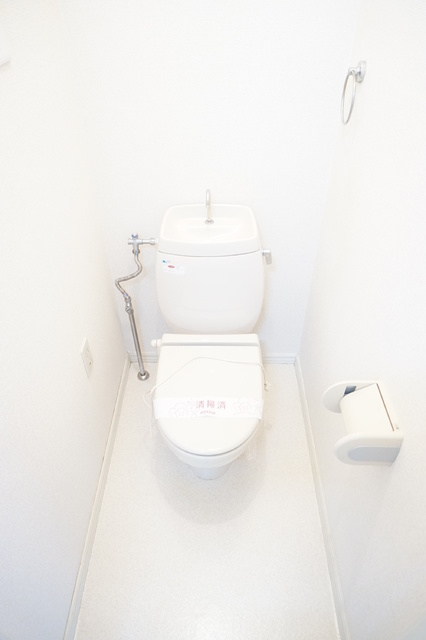 トイレ　トイレは暖房便座