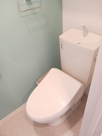 トイレ　コンパクトで使いやすいトイレです
