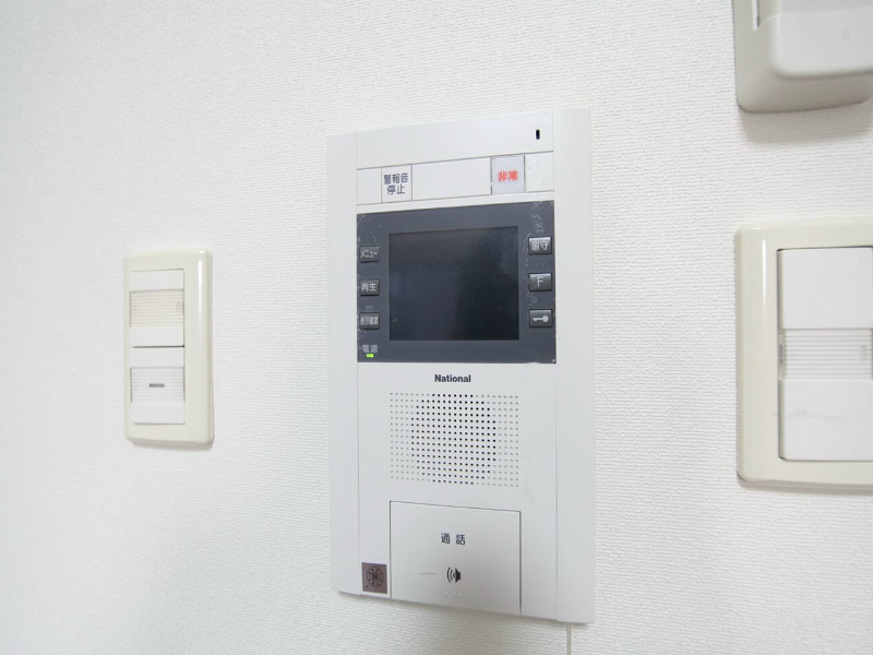 セキュリティ　セキュリティ　TVモニター付インターホン
