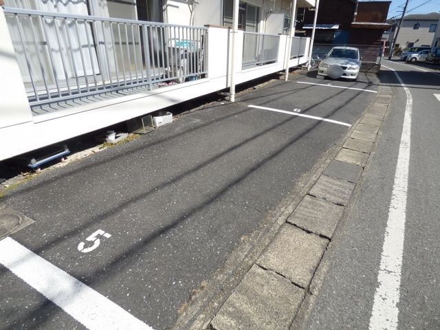 駐車場　☆駐車場☆