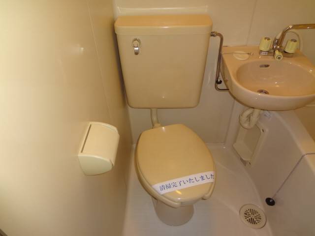 トイレ　トイレ
