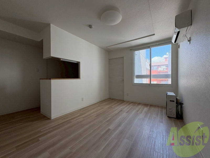 居室・リビング　広くてキレイなお部屋が広がっていて、充実した生活が送れそう。