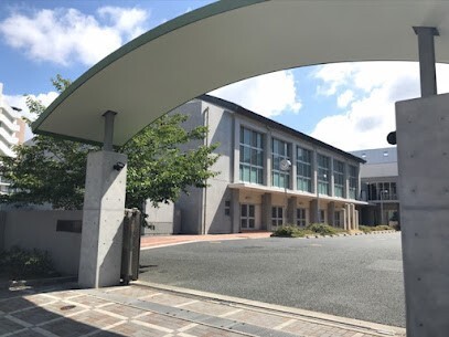 小学校　浜松市立双葉小学校（小学校）まで452m