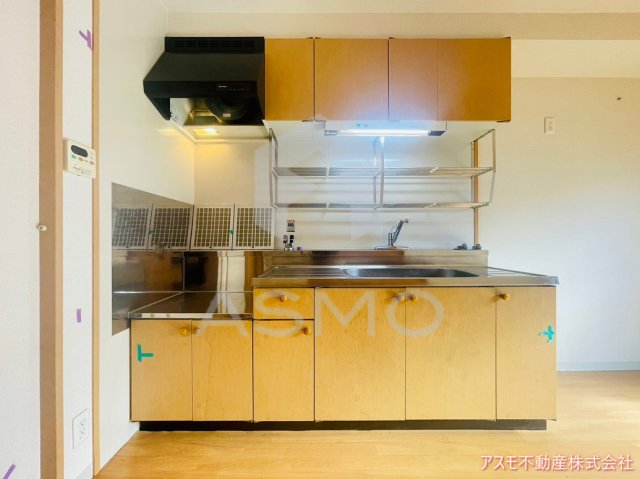 キッチン　同マンション別部屋参考写真