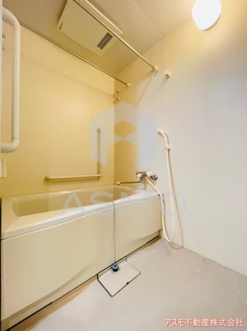 バス・シャワールーム　同マンション別部屋参考写真