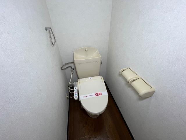 トイレ　シャワー付トイレ