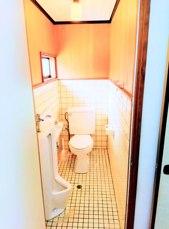 氷上町成松貸家のトイレ写真