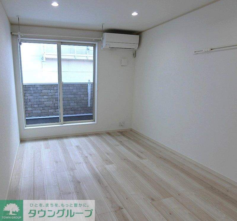 居室・リビング　白が基調の明るい室内！※別部屋参考写真