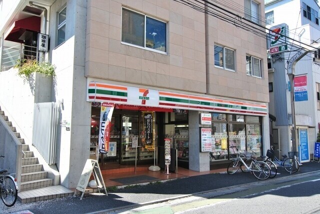 コンビニ　セブンイレブン練馬小竹町1丁目店（コンビニ）まで616m