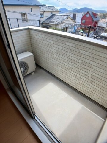 バルコニー　バルコニー付きです