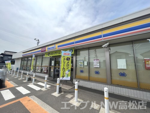 コンビニ　ミニストップ 花の宮2丁目店（コンビニ）まで478m