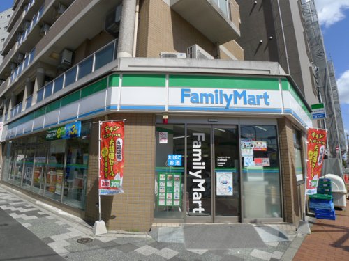 コンビニ　ファミリーマート 赤羽駅南店（コンビニ）まで279m