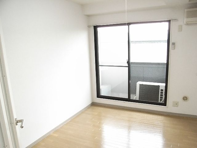 居室・リビング　★南向きのお部屋です★