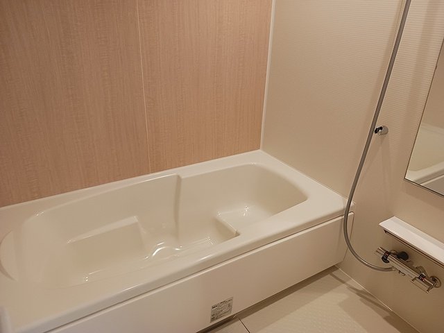 バス・シャワールーム　日々の暮らしに欠かせないお風呂です
