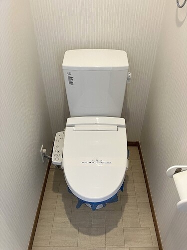トイレ　トイレ