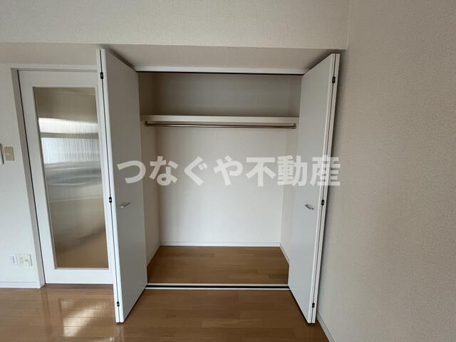 収納　エスタシオン雪谷