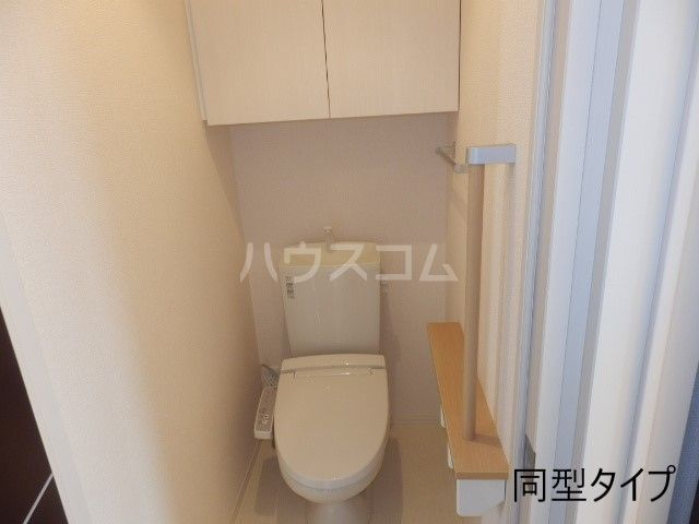 D-スクエア牛田のトイレ写真