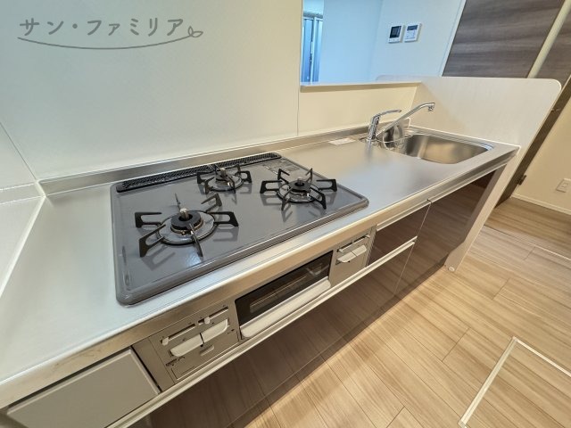 キッチン　同一物件別部屋写真