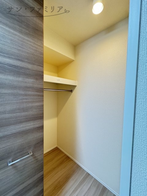 収納　同一物件別部屋写真