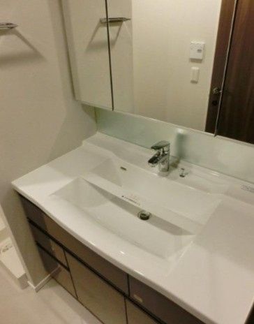 洗面設備　写真は同タイプ住居です。