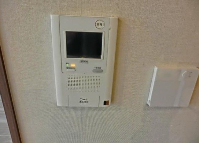 セキュリティ　写真は同タイプ住居です。