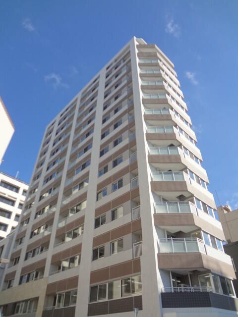 建物外観　落ち着いた雰囲気の外観です