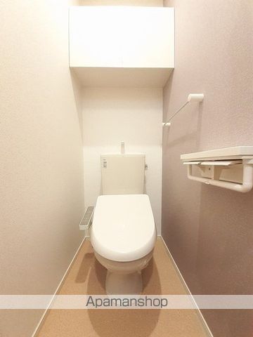 伊予鉄道横河原線 愛大医学部南口駅 徒歩8分 2階建 築8年のトイレ写真